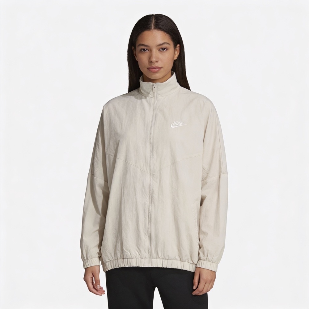 NIKE Essential Wind RunnerJacket Lightweight Oversized Size XL Cream